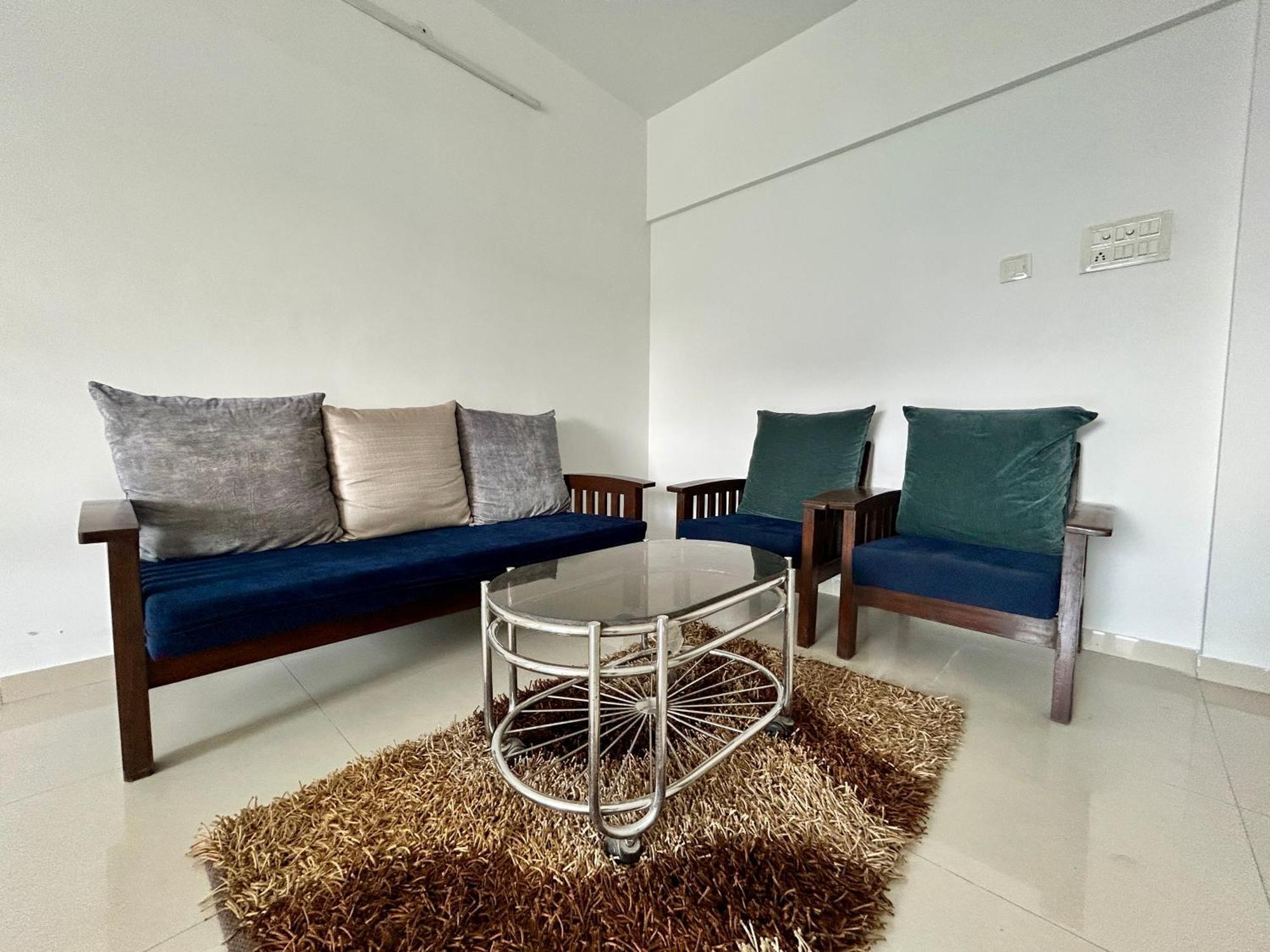 Zenith Homes - Boomerang Suites Мумбай Екстериор снимка